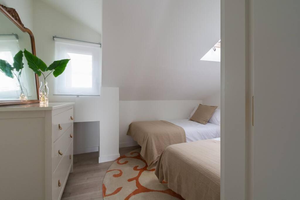 Sweet Surrender Apartment Santander Bagian luar foto