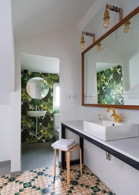 Sweet Surrender Apartment Santander Bagian luar foto